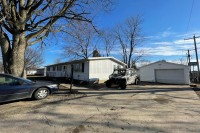 607 W Clark St, Thomasboro, IL 61878 - listing photo 2